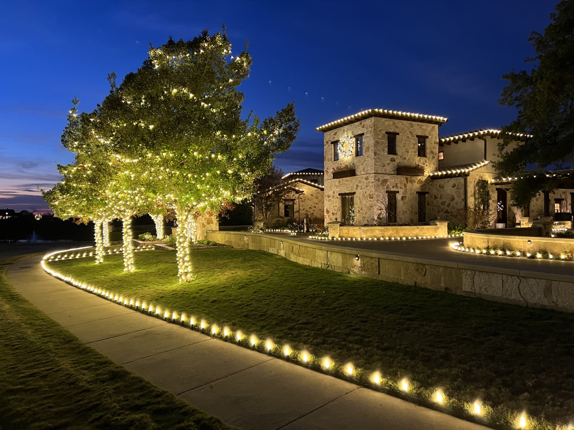 Seasonal services in Waco, TX and Central Texas — Outdoor Living in Texas
