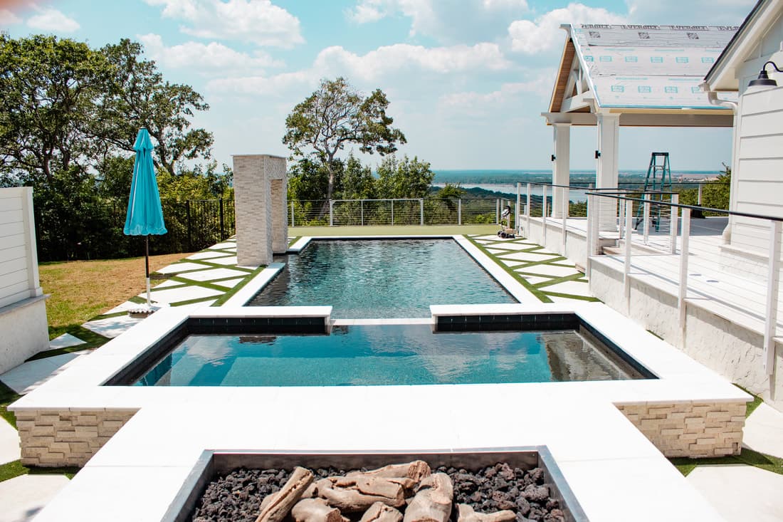 Pools & Water Features